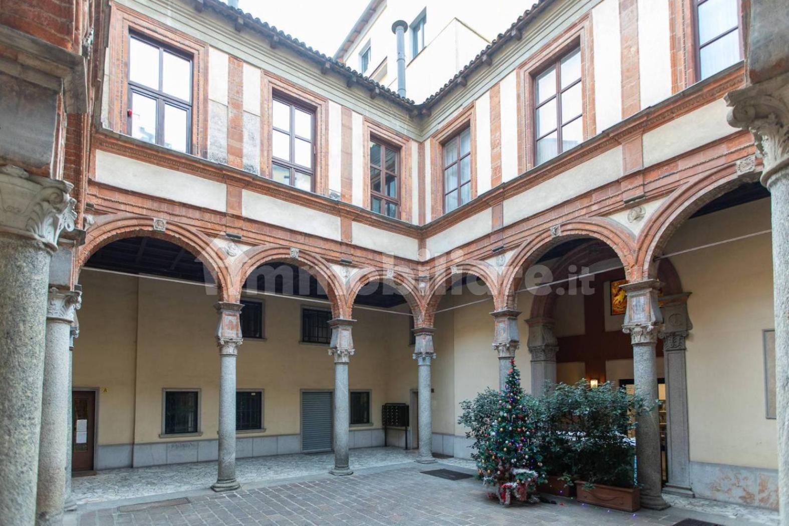 Lovely Apartment Piatti Duomo Milano Exterior foto