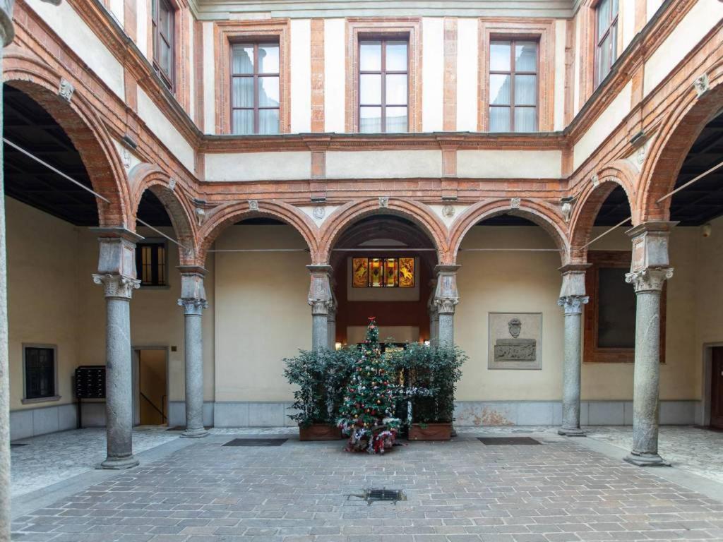 Lovely Apartment Piatti Duomo Milano Exterior foto
