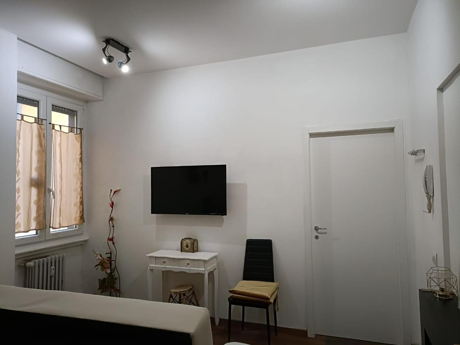 Lovely Apartment Piatti Duomo Milano Exterior foto
